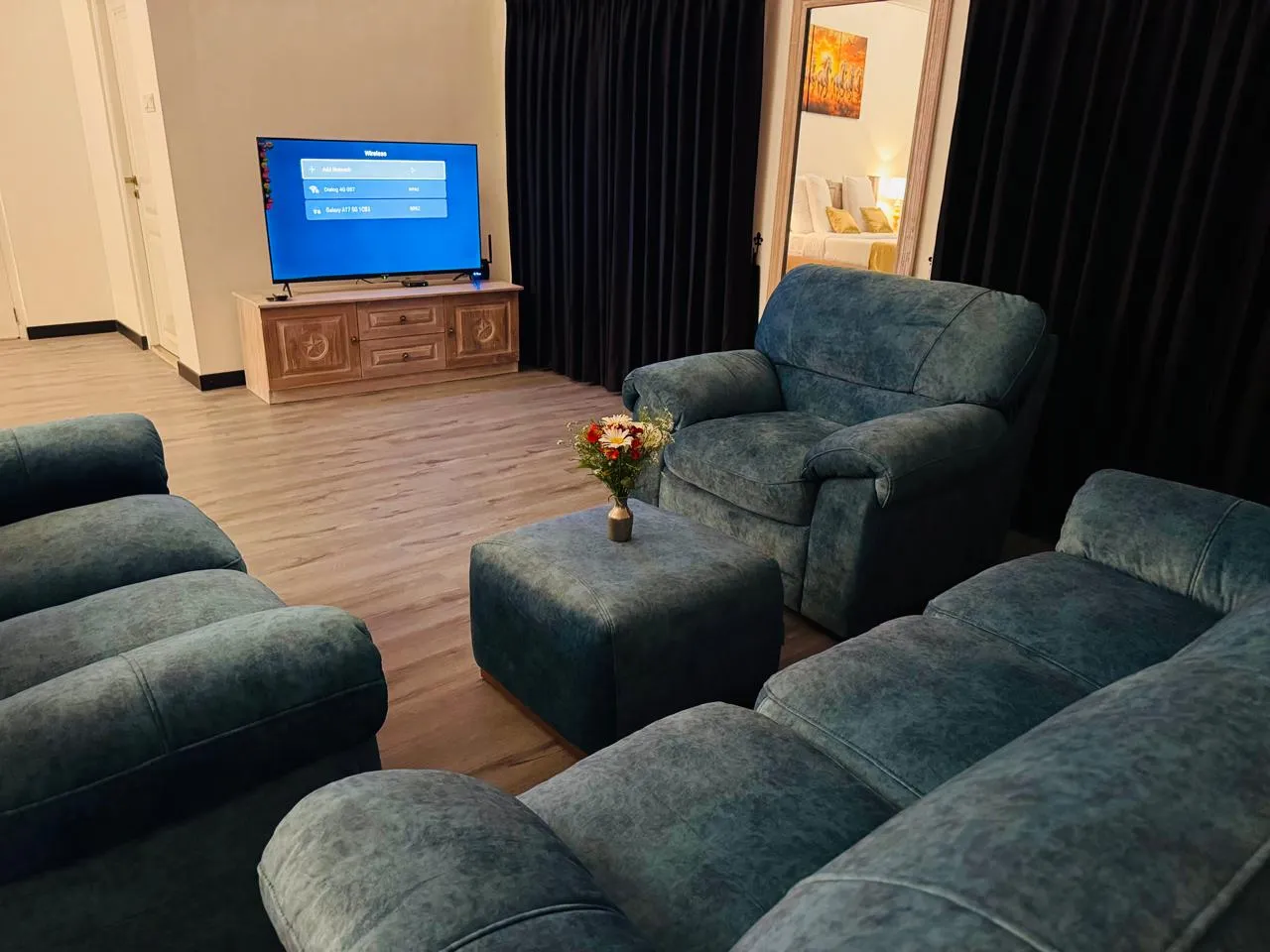 Luxury Suite Room - Gallery Image